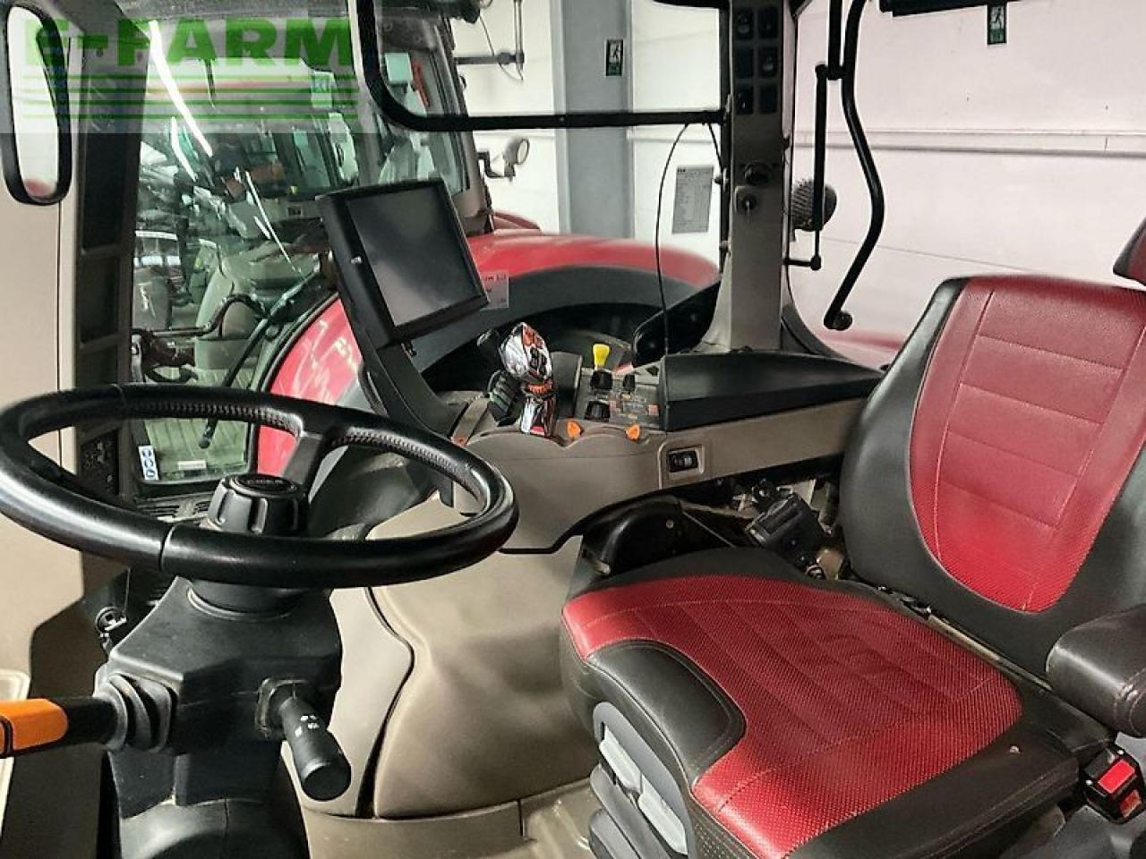 Case-IH optum 300 cvx st5 CVX - Tracteur agricole: photos 5 Case-IH optum 300 cvx st5 CVX - Tracteur agricole: photos 5