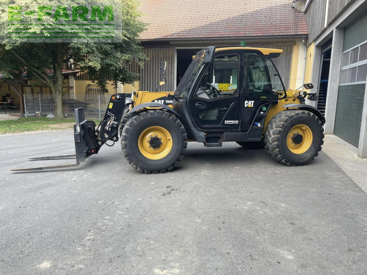 Caterpillar th408d - Chariot télescopique: photos 1 Caterpillar th408d - Chariot télescopique: photos 1