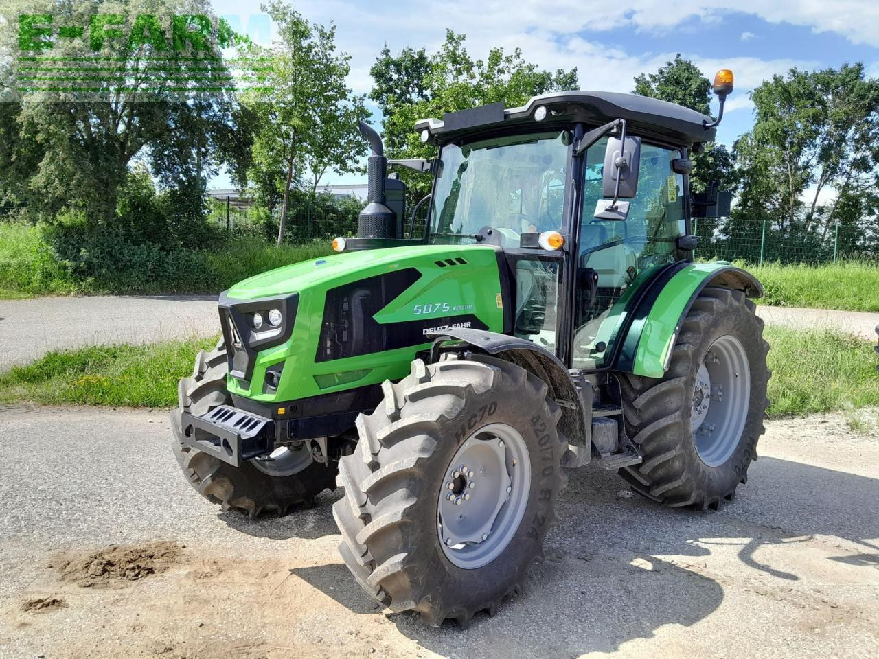 Deutz-Fahr 5075 keyline Keyline - Tracteur agricole: photos 1 Deutz-Fahr 5075 keyline Keyline - Tracteur agricole: photos 1