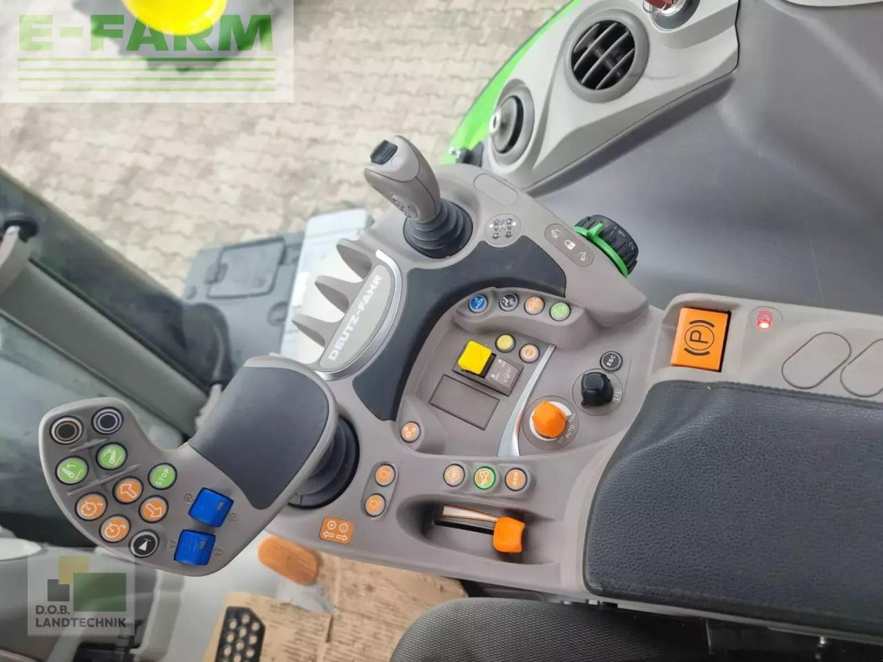 Tracteur agricole Deutz-Fahr 6180 agrotron ttv: photos 17 Tracteur agricole Deutz-Fahr 6180 agrotron ttv: photos 17