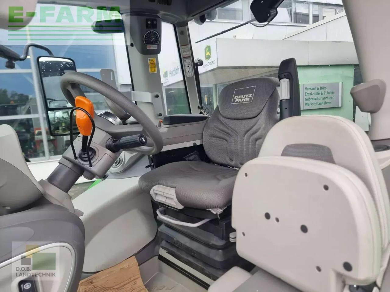 Tracteur agricole Deutz-Fahr 6180 agrotron ttv: photos 21 Tracteur agricole Deutz-Fahr 6180 agrotron ttv: photos 21