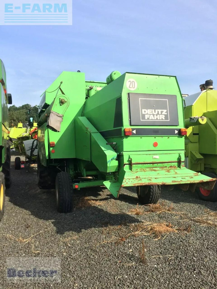 Deutz-Fahr m 35.40 - Moissonneuse-batteuse: photos 3 Deutz-Fahr m 35.40 - Moissonneuse-batteuse: photos 3