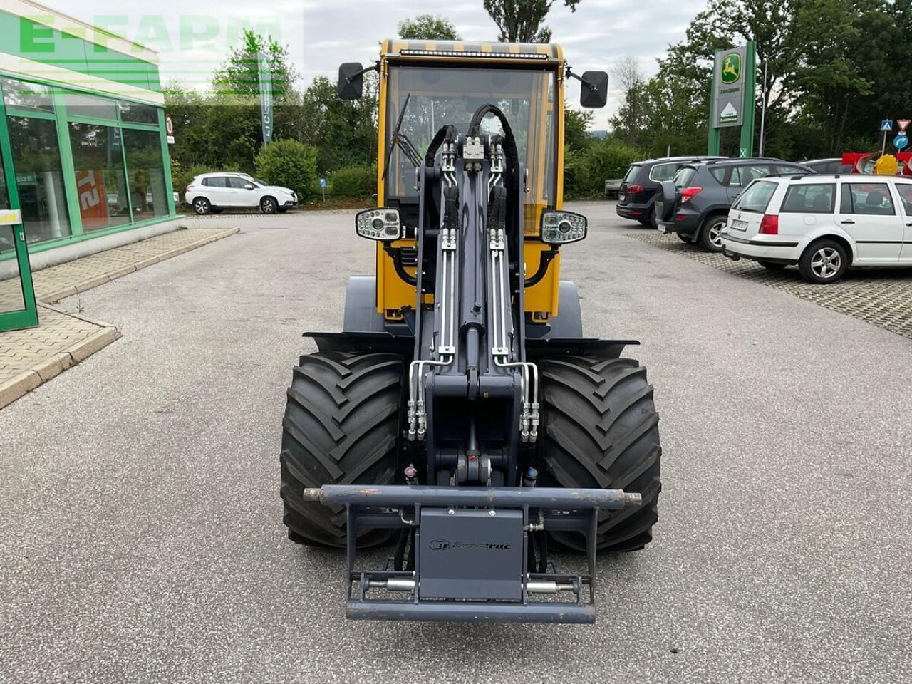 Eurotrac t 13-cf - Mini pelle: photos 5 Eurotrac t 13-cf - Mini pelle: photos 5