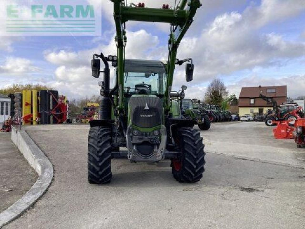 Fendt 311 vario s4 profi plus ProfiPlus - Tracteur agricole: photos 3 Fendt 311 vario s4 profi plus ProfiPlus - Tracteur agricole: photos 3