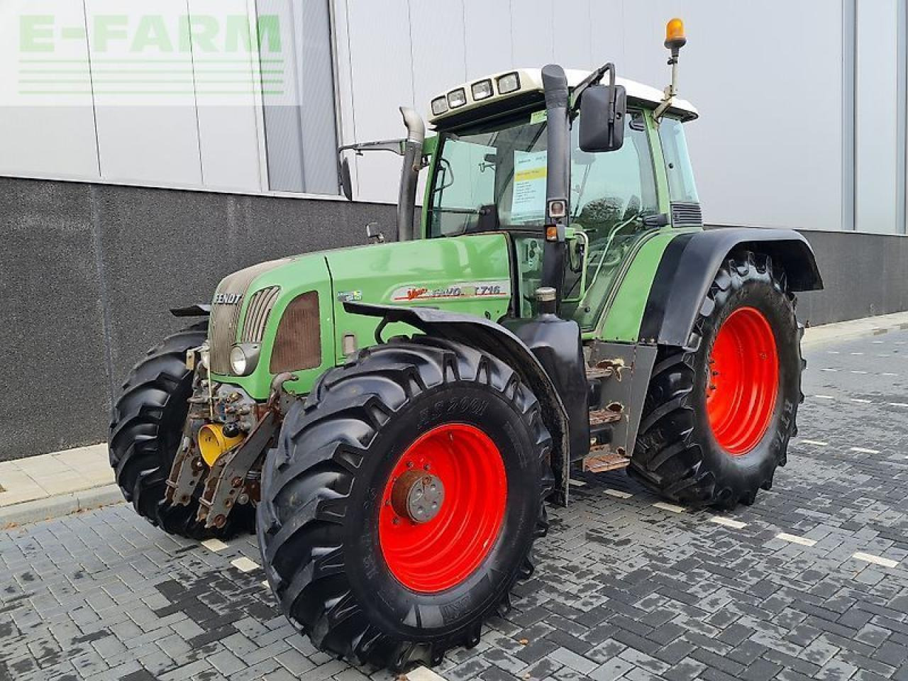 Fendt 716 vario com1 - Tracteur agricole: photos 1 Fendt 716 vario com1 - Tracteur agricole: photos 1