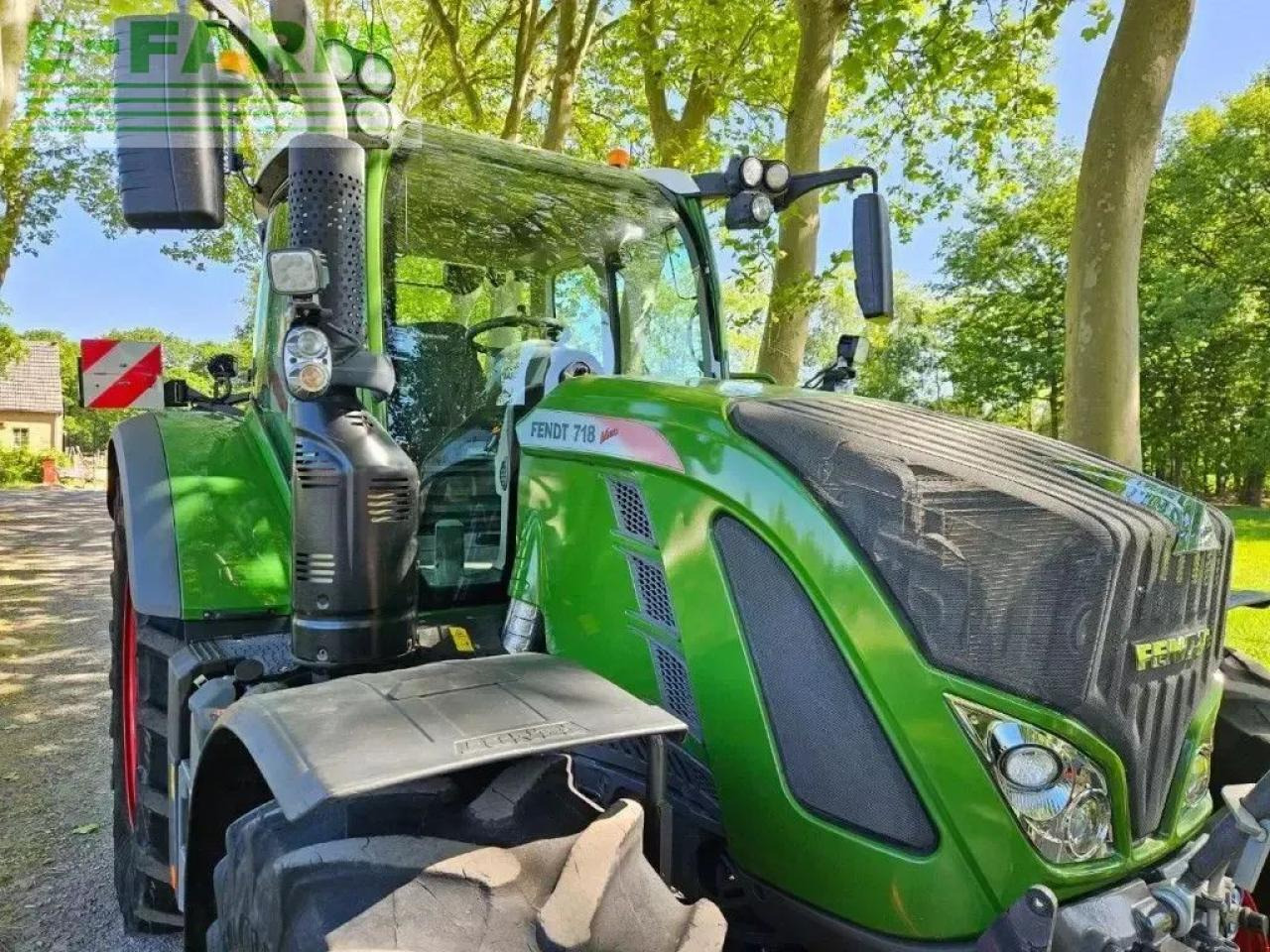 Fendt 718 s4 profi plus 3400h ( 720 722 724 ) - Tracteur agricole: photos 4 Fendt 718 s4 profi plus 3400h ( 720 722 724 ) - Tracteur agricole: photos 4