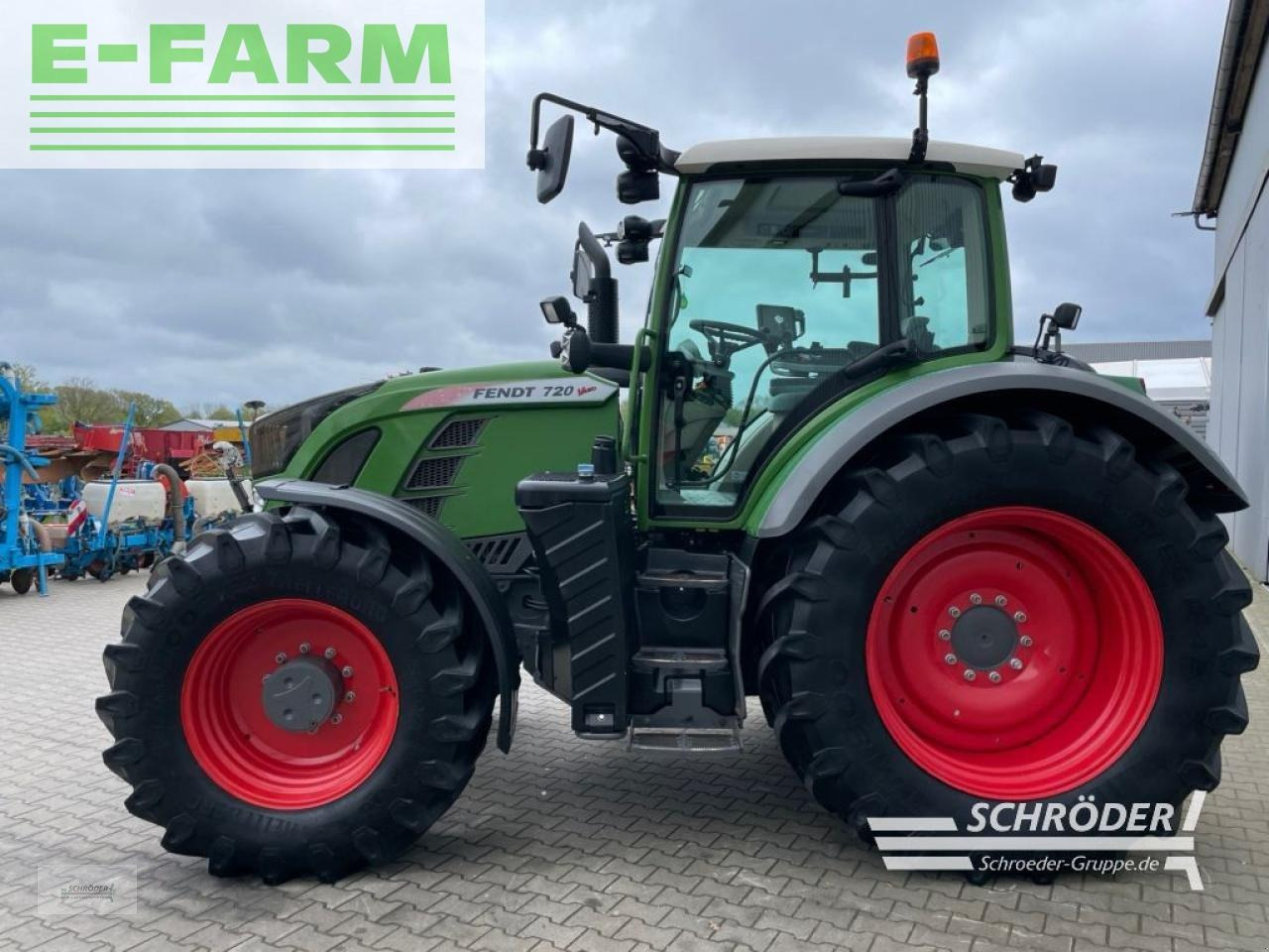 Fendt 720 vario s4 profi plus ProfiPlus - Tracteur agricole: photos 4 Fendt 720 vario s4 profi plus ProfiPlus - Tracteur agricole: photos 4