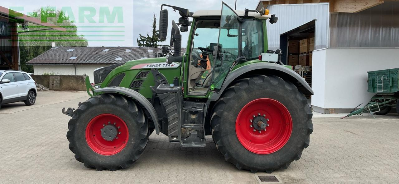 Fendt 724 Vario S4 - Tracteur agricole: photos 2 Fendt 724 Vario S4 - Tracteur agricole: photos 2