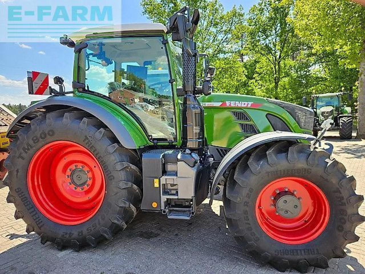 Fendt 724 gen6 powerplus sett2 nieuw 722 720 718 - Tracteur agricole: photos 4 Fendt 724 gen6 powerplus sett2 nieuw 722 720 718 - Tracteur agricole: photos 4