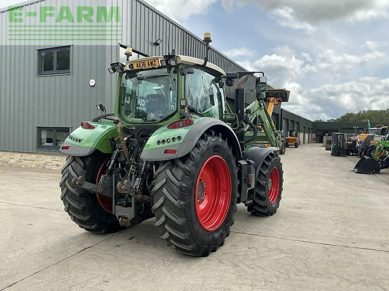 Fendt 724 power plus tractor (st23425) - Tracteur agricole: photos 3 Fendt 724 power plus tractor (st23425) - Tracteur agricole: photos 3
