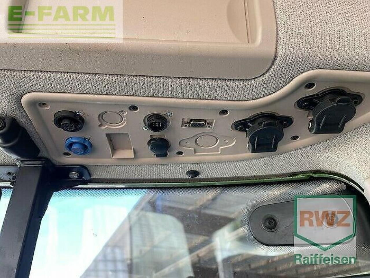 Fendt 724 s4 profi+ - Tracteur agricole: photos 4 Fendt 724 s4 profi+ - Tracteur agricole: photos 4