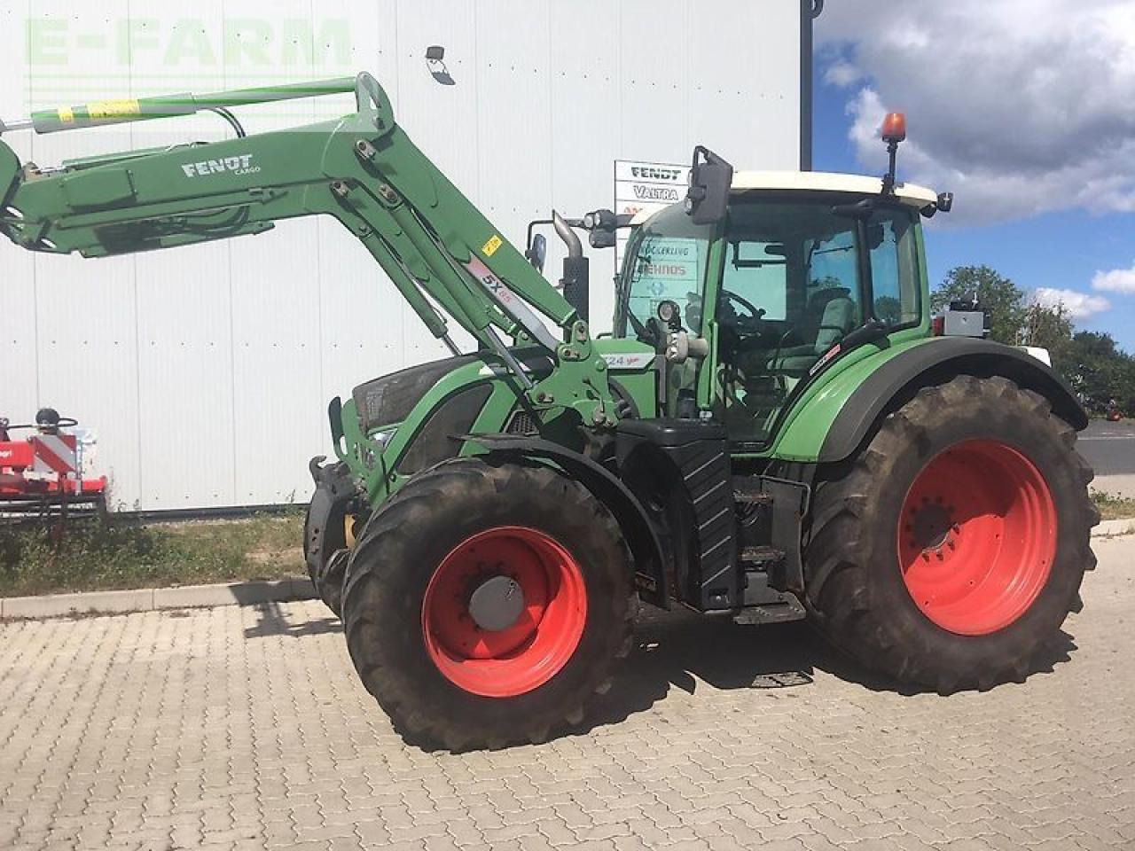 Fendt 724 scr profi plus *fl,fzw* - Tracteur agricole: photos 2 Fendt 724 scr profi plus *fl,fzw* - Tracteur agricole: photos 2