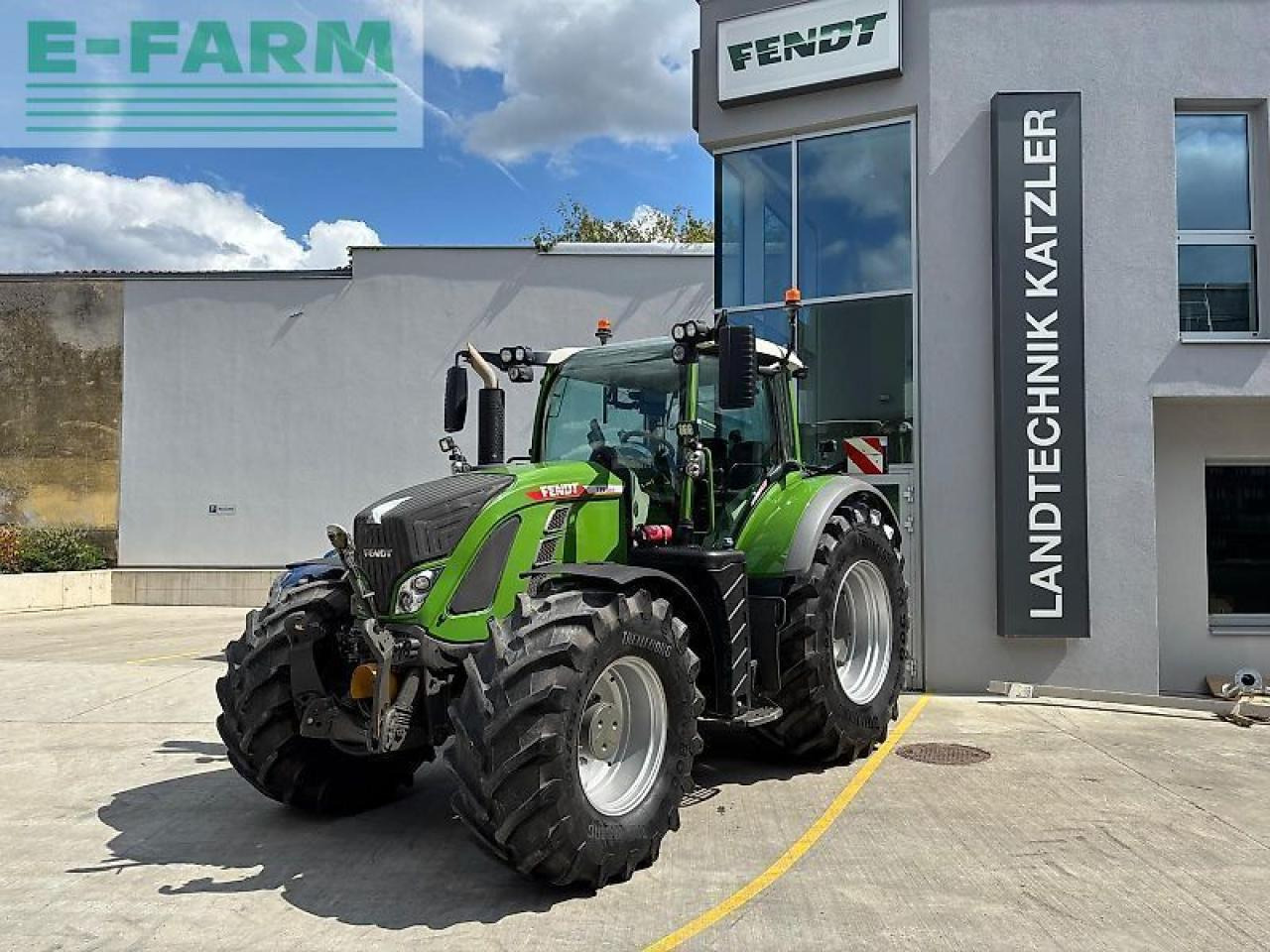 Fendt 724 vario - Tracteur agricole: photos 1 Fendt 724 vario - Tracteur agricole: photos 1