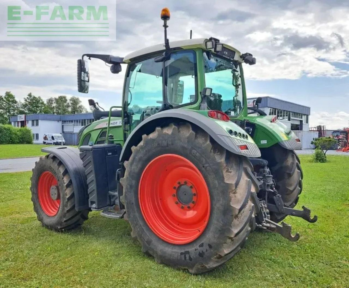 Fendt 724 vario - Tracteur agricole: photos 3 Fendt 724 vario - Tracteur agricole: photos 3