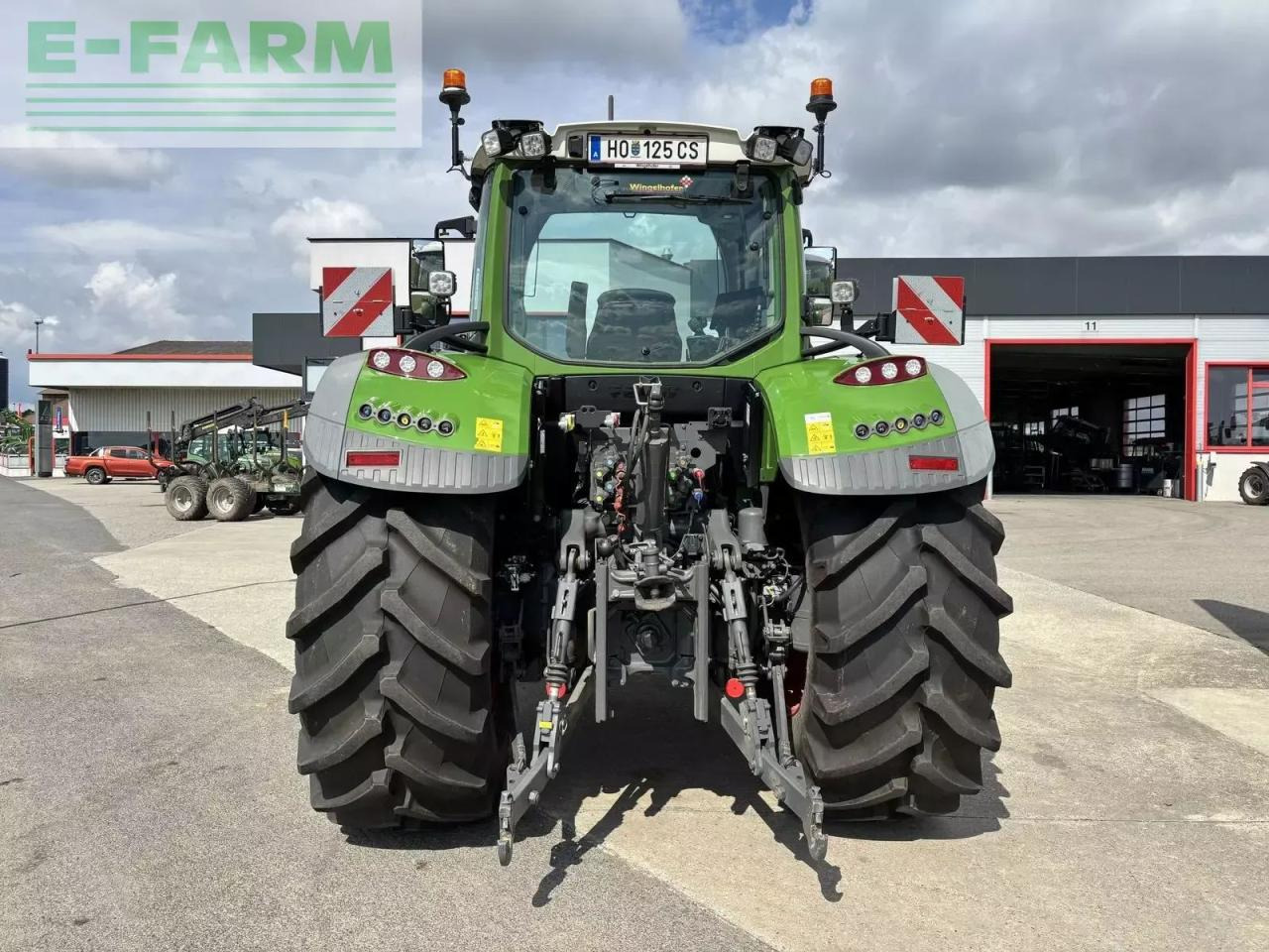 Fendt 724 vario profi+ ProfiPlus - Tracteur agricole: photos 4 Fendt 724 vario profi+ ProfiPlus - Tracteur agricole: photos 4