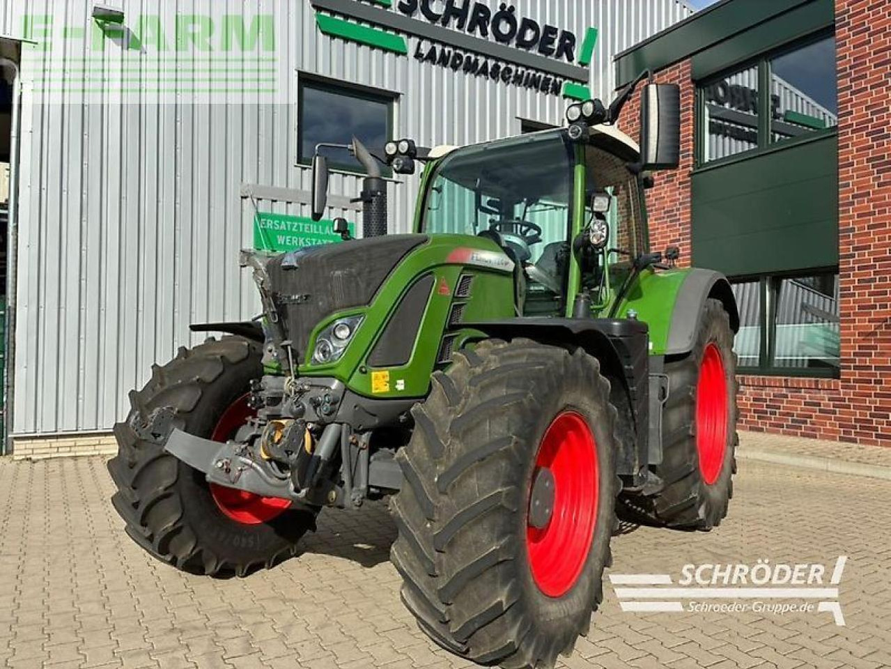 Fendt 724 vario s4 profi plus ProfiPlus - Tracteur agricole: photos 2 Fendt 724 vario s4 profi plus ProfiPlus - Tracteur agricole: photos 2