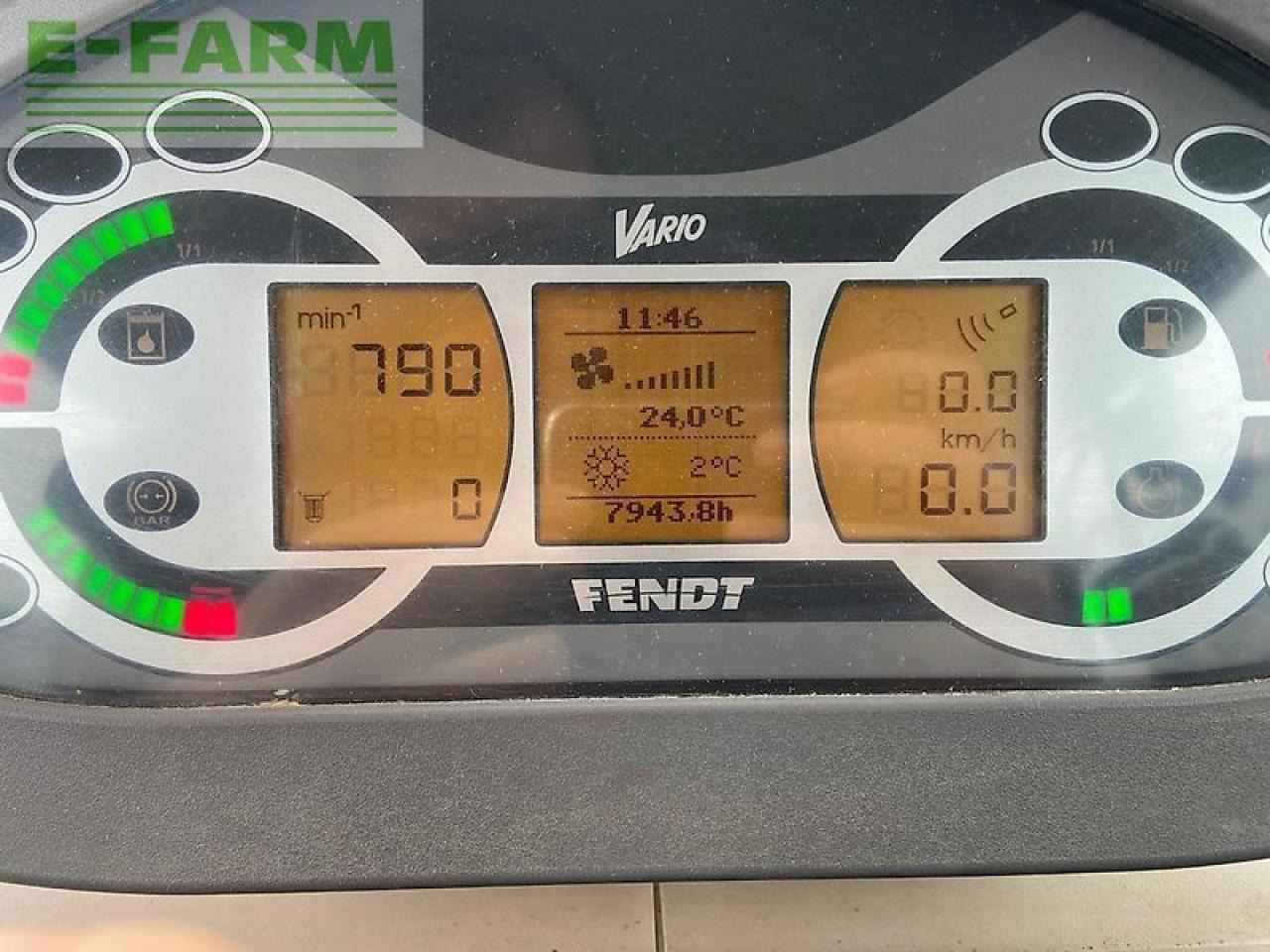 Tracteur agricole Fendt 826: photos 12