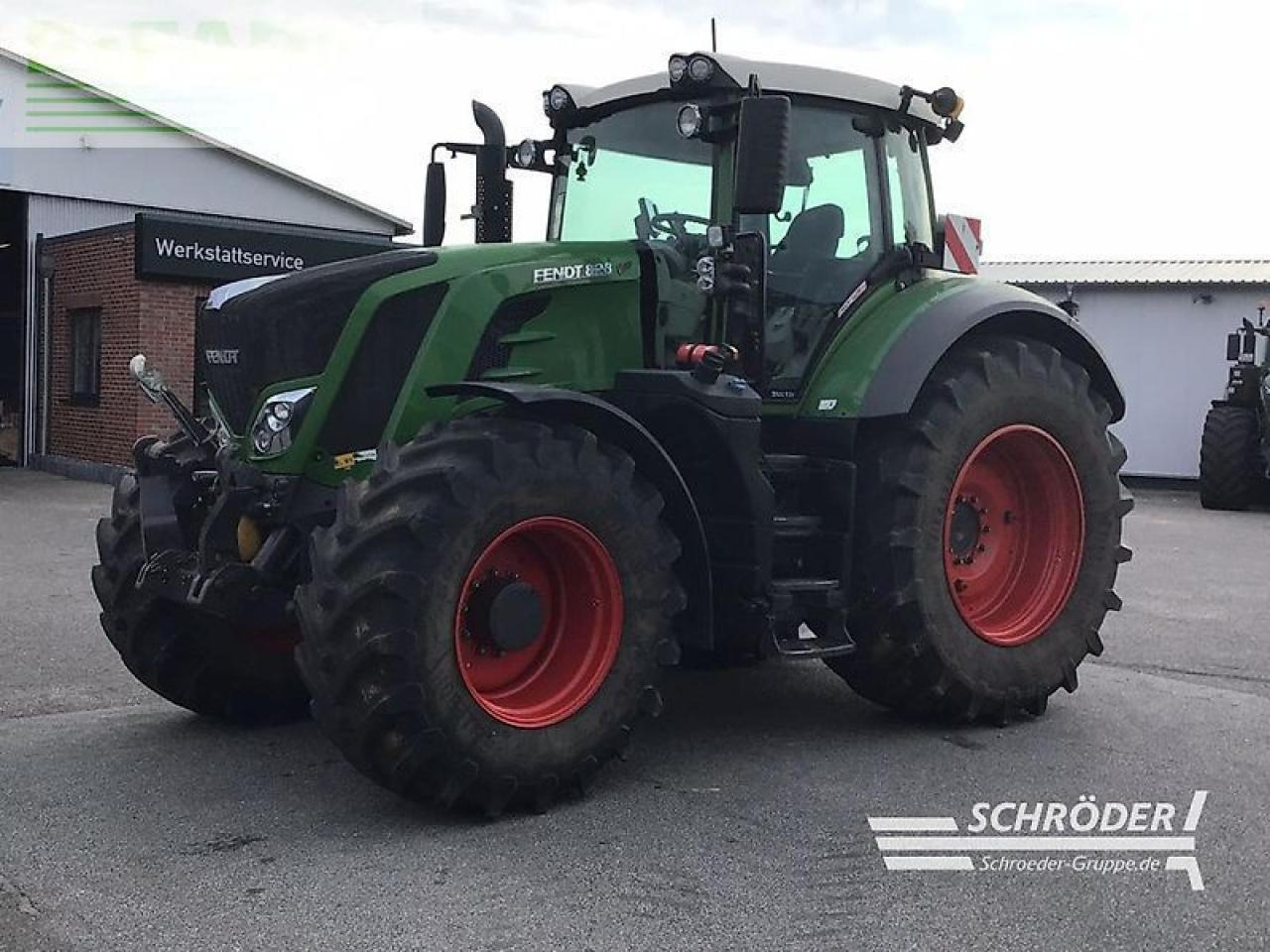 Fendt 828 vario s4 profi plus ProfiPlus - Tracteur agricole: photos 5 Fendt 828 vario s4 profi plus ProfiPlus - Tracteur agricole: photos 5