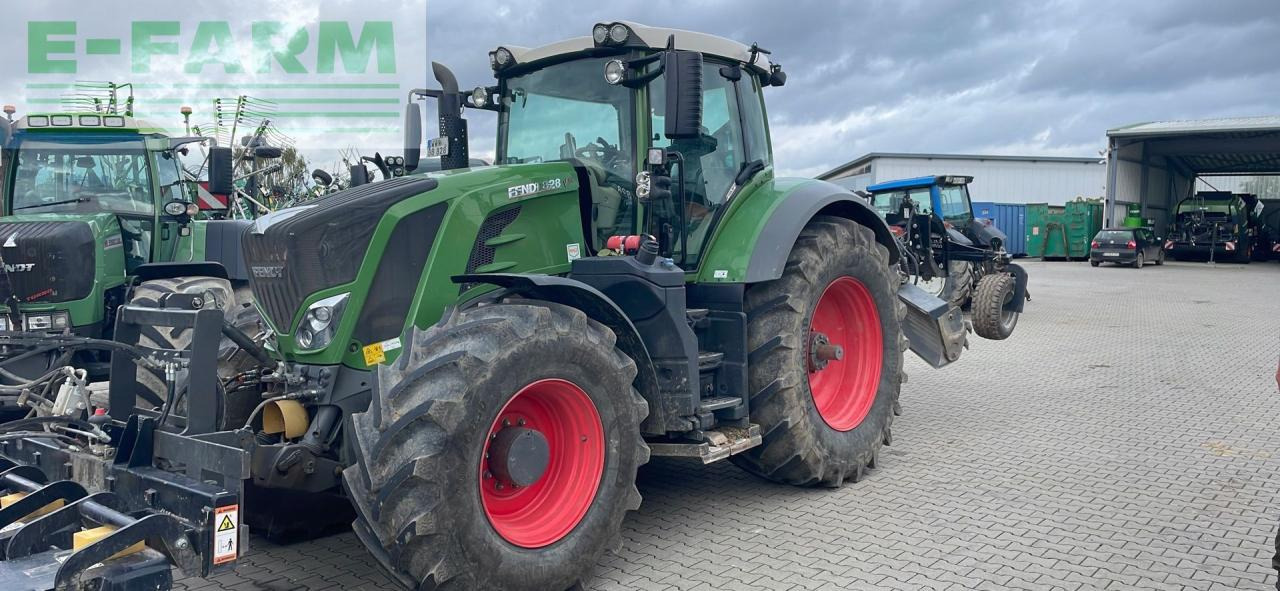 Fendt 828V S4 - Tracteur agricole: photos 1 Fendt 828V S4 - Tracteur agricole: photos 1