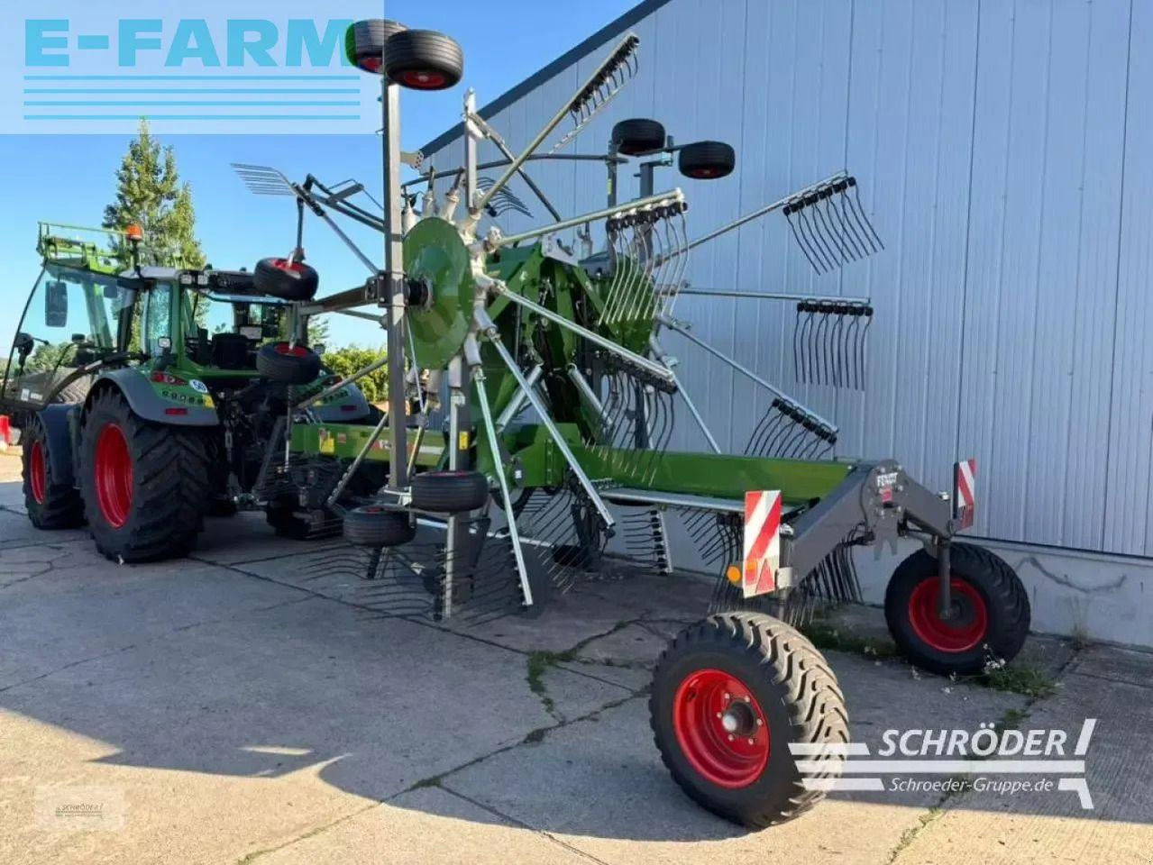 Fendt former 10065 - Faneuse: photos 3 Fendt former 10065 - Faneuse: photos 3