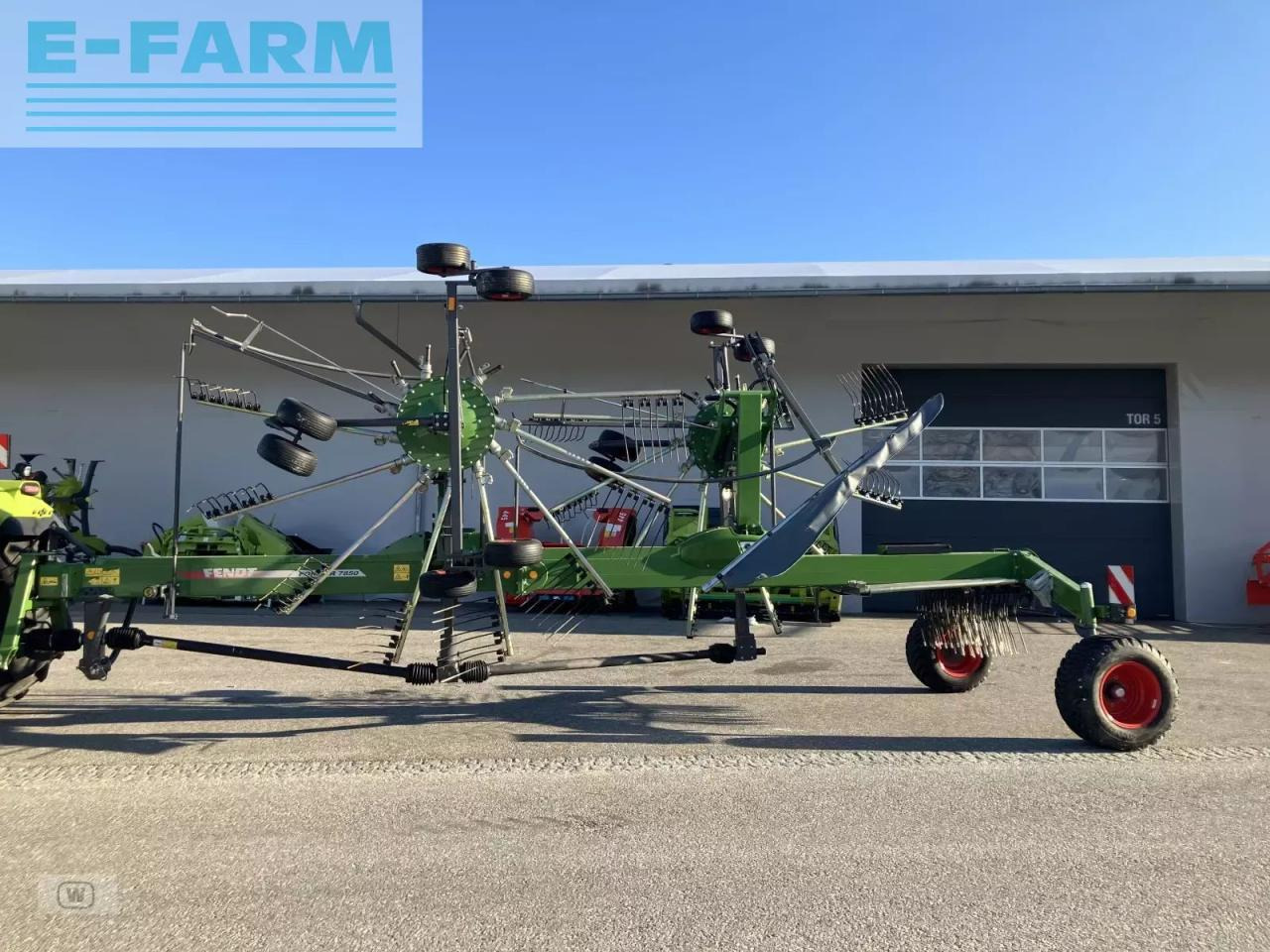 Fendt former 7850 - Faneuse: photos 2 Fendt former 7850 - Faneuse: photos 2