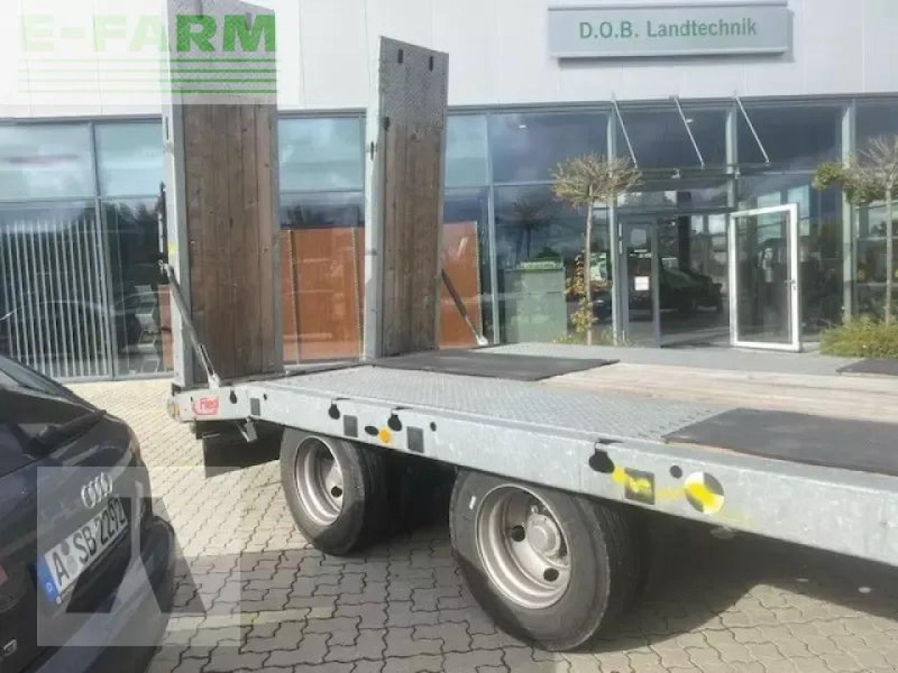 Fliegl dtl-s 300 agrar - Remorque porte-voitures: photos 3 Fliegl dtl-s 300 agrar - Remorque porte-voitures: photos 3