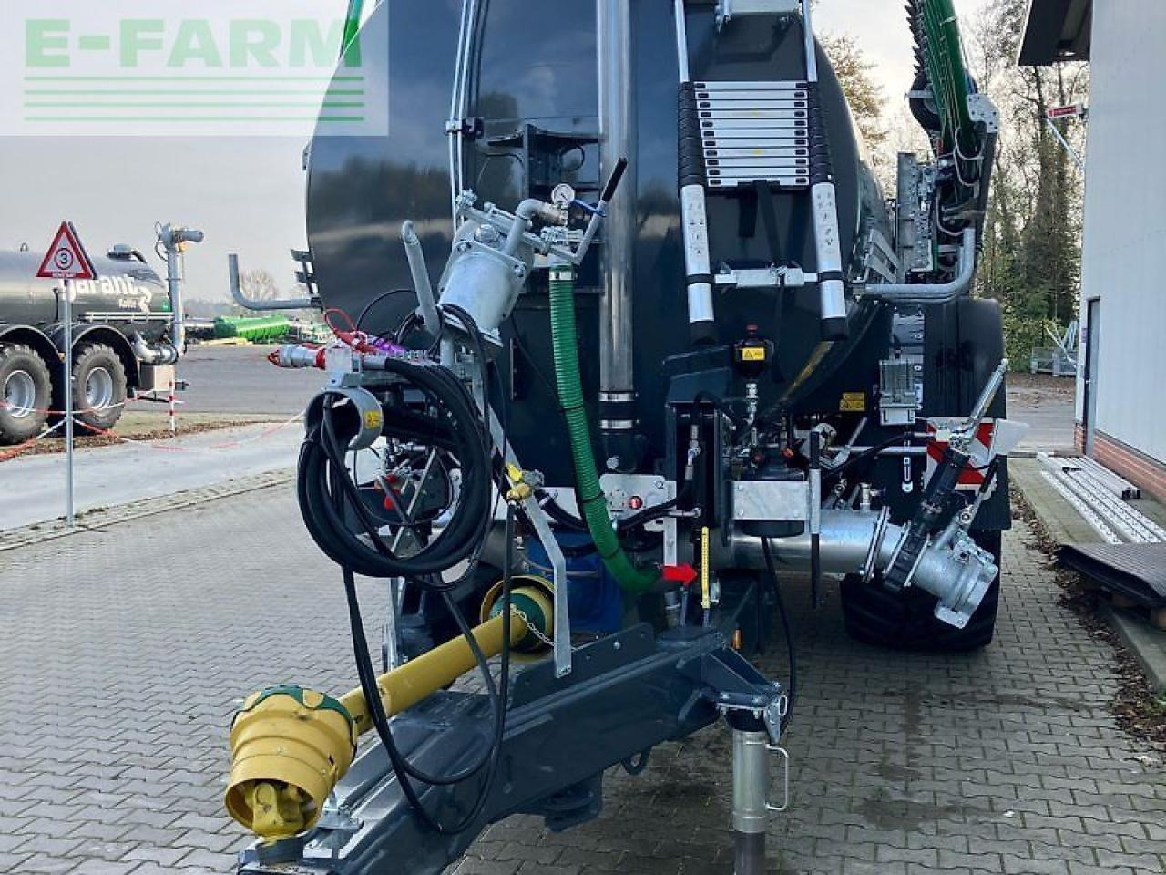 Gebo pt 17.300 - Epandeurs: photos 3 Gebo pt 17.300 - Epandeurs: photos 3