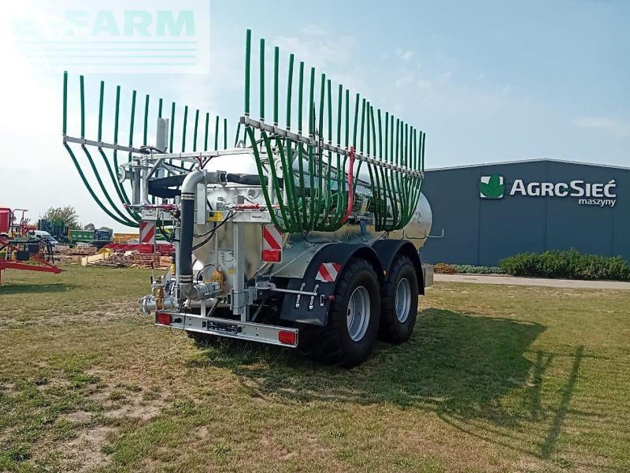 Gebo vt 18.300 - Epandeurs: photos 2 Gebo vt 18.300 - Epandeurs: photos 2