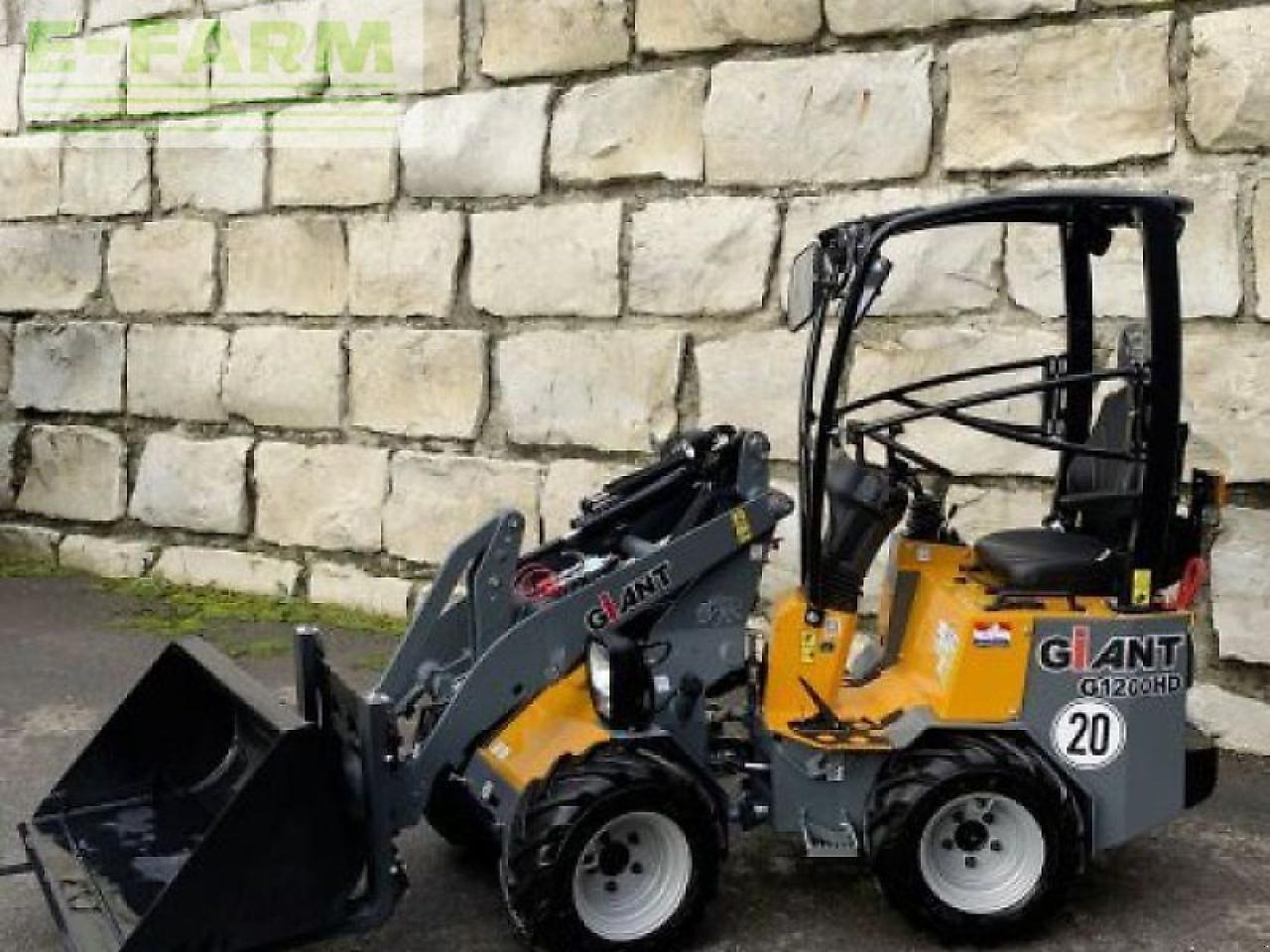 Giant g1200 hd - Mini pelle: photos 4 Giant g1200 hd - Mini pelle: photos 4