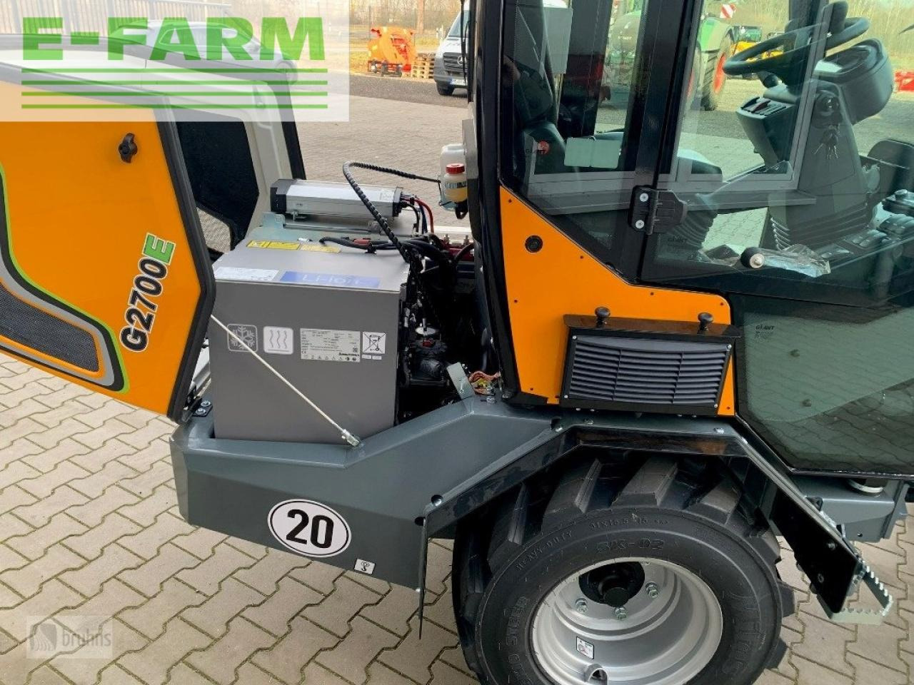 Valet de ferme Giant g2700 elektro: photos 8