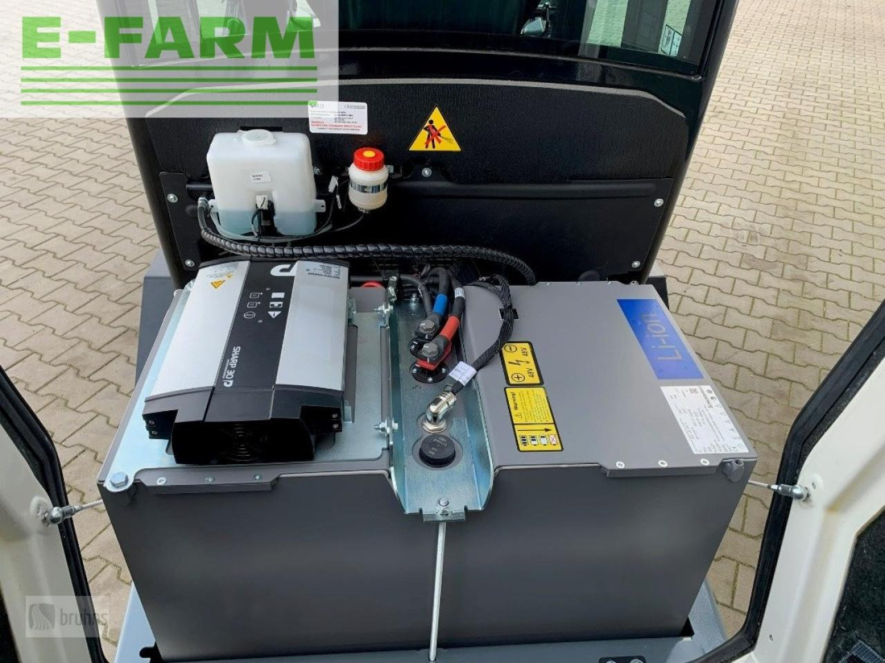 Valet de ferme Giant g2700 elektro: photos 7