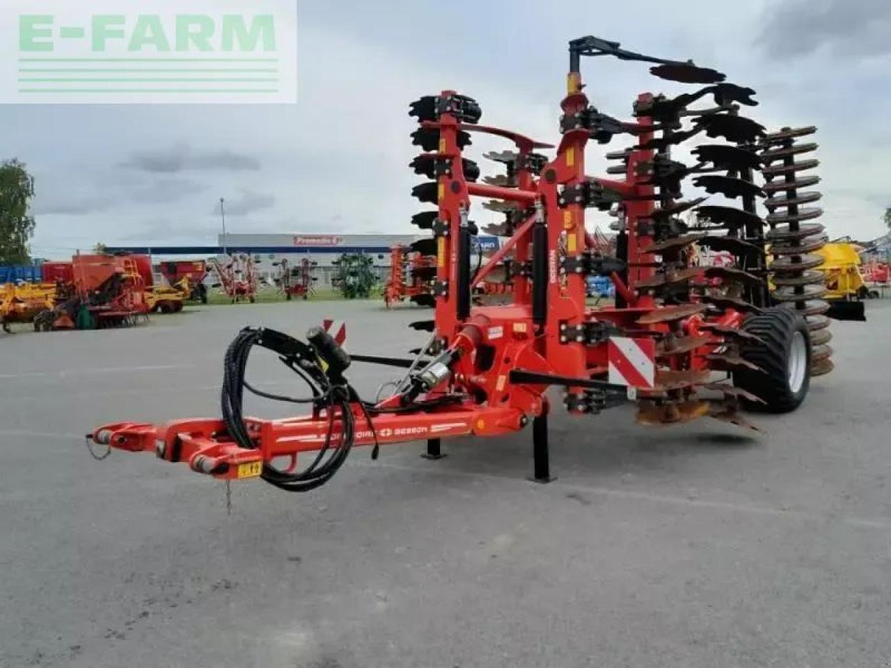 Gregoire Besson occitant60 - Bineuse: photos 2 Gregoire Besson occitant60 - Bineuse: photos 2