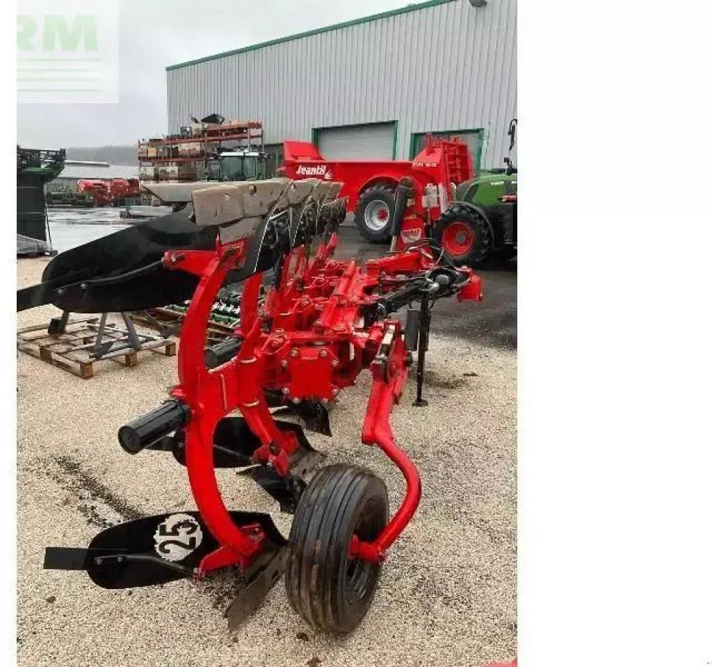 Gregoire Besson rw6 - Charrue: photos 4 Gregoire Besson rw6 - Charrue: photos 4