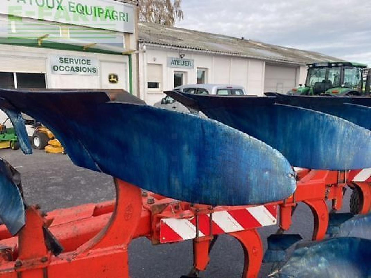 Gregoire Besson rwb7 - Charrue: photos 2 Gregoire Besson rwb7 - Charrue: photos 2