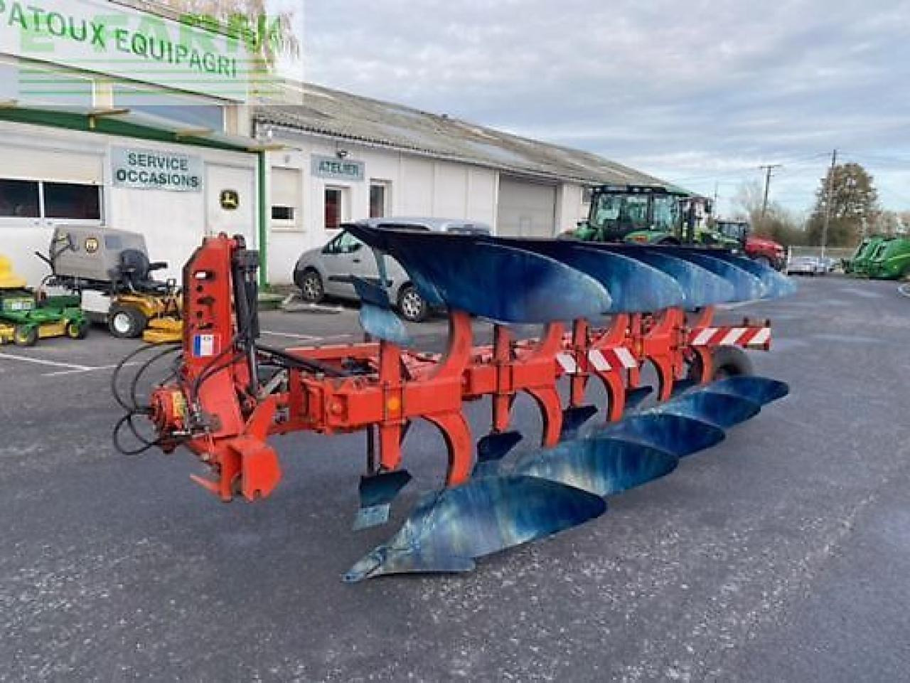 Gregoire Besson rwb7 - Charrue: photos 1 Gregoire Besson rwb7 - Charrue: photos 1