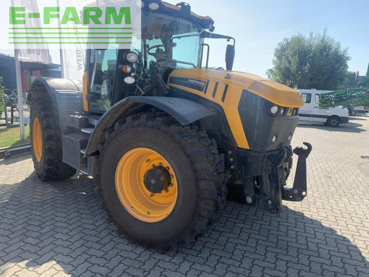 JCB 4220 fastrac mit jd-autotrac vorbereitung + stoll konsolen - Tracteur agricole: photos 3 JCB 4220 fastrac mit jd-autotrac vorbereitung + stoll konsolen - Tracteur agricole: photos 3