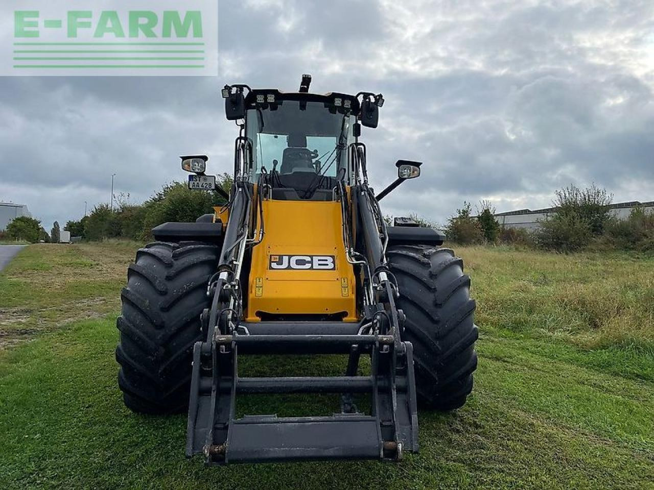 JCB 427 agri - Mini pelle: photos 2 JCB 427 agri - Mini pelle: photos 2