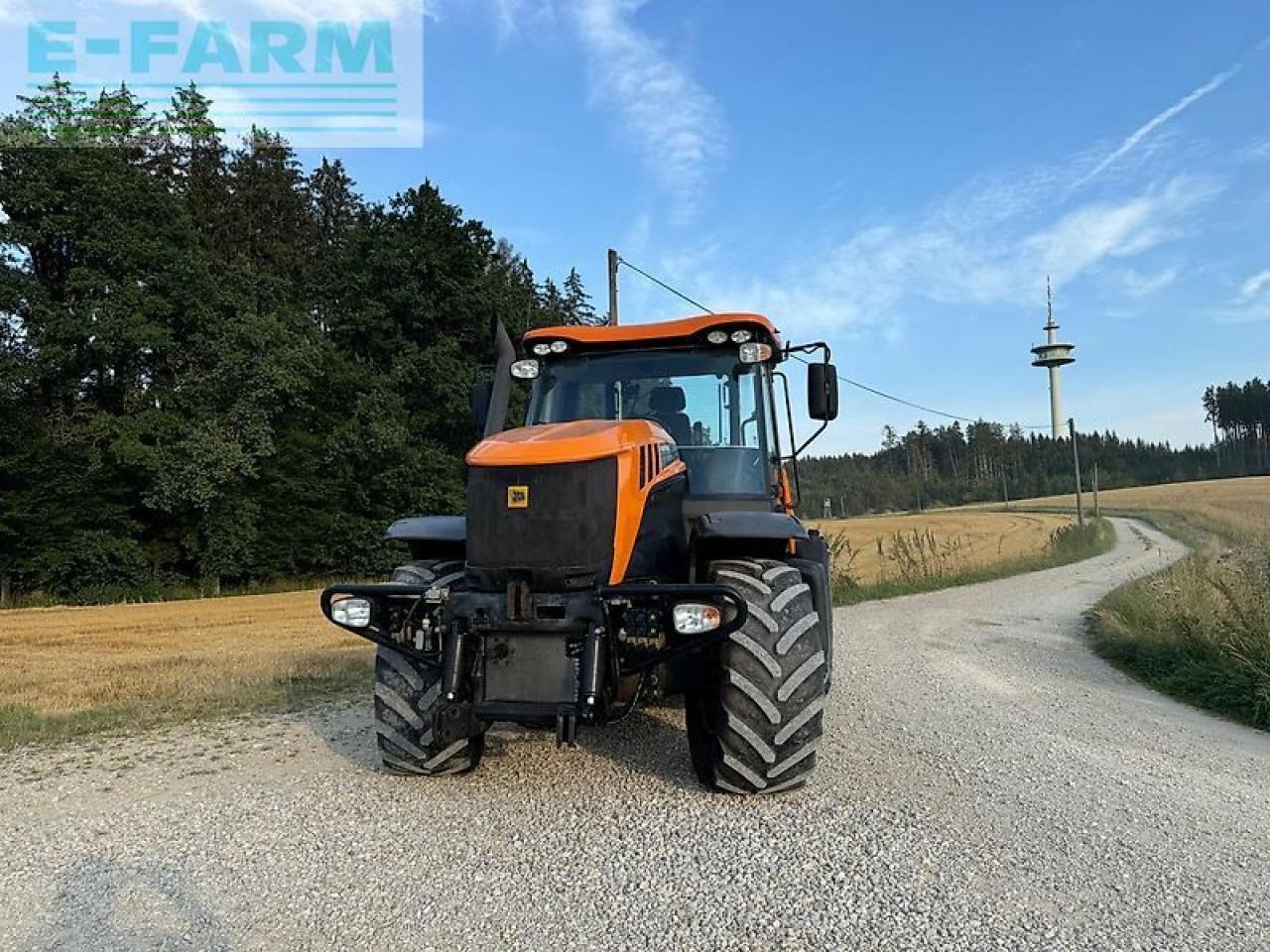 JCB fastrac 3200 xtra sisu - Tracteur agricole: photos 2 JCB fastrac 3200 xtra sisu - Tracteur agricole: photos 2