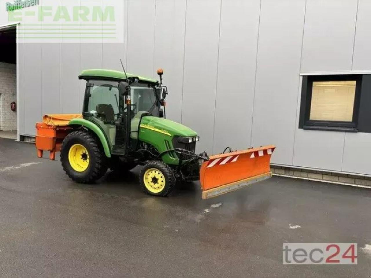 John Deere 3320 - Tracteur agricole: photos 5 John Deere 3320 - Tracteur agricole: photos 5
