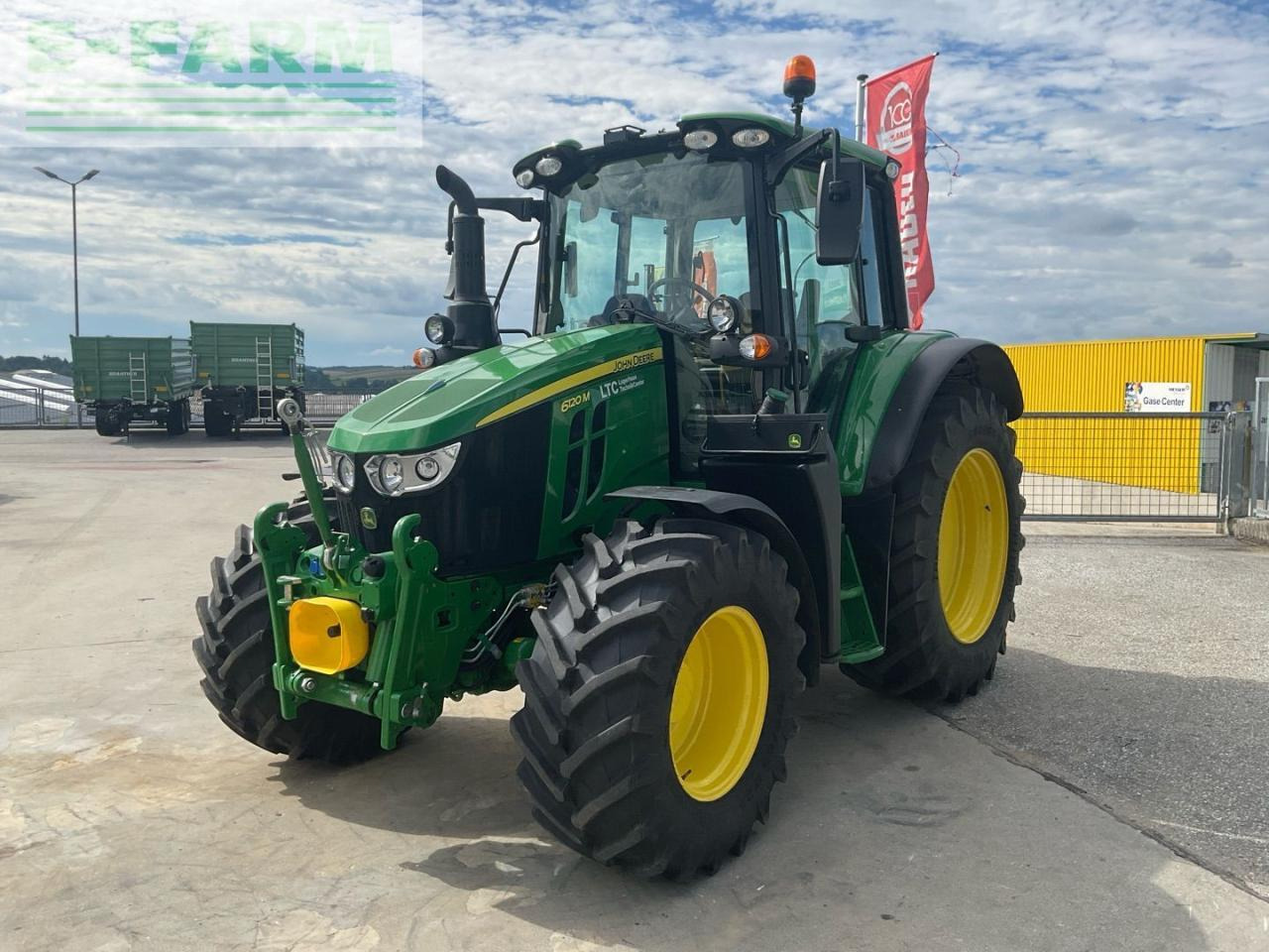 John Deere 6120M - Tracteur agricole: photos 1 John Deere 6120M - Tracteur agricole: photos 1
