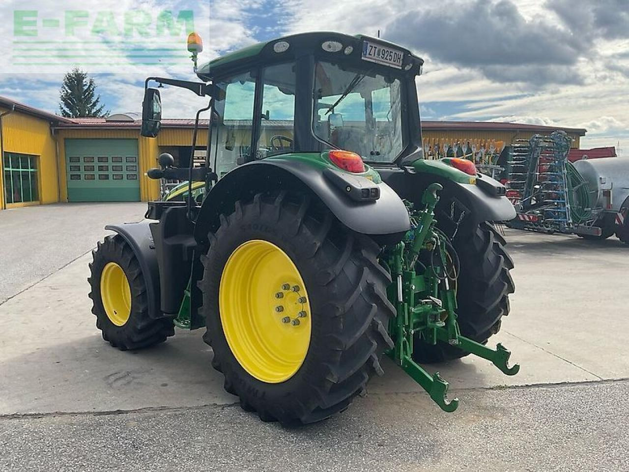John Deere 6120m - Tracteur agricole: photos 4 John Deere 6120m - Tracteur agricole: photos 4
