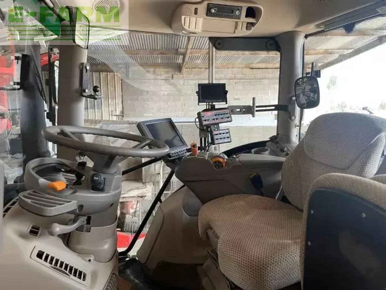 John Deere 6120r - Tracteur agricole: photos 3 John Deere 6120r - Tracteur agricole: photos 3