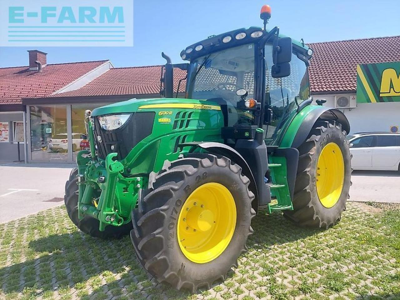 John Deere 6130r - Tracteur agricole: photos 1 John Deere 6130r - Tracteur agricole: photos 1