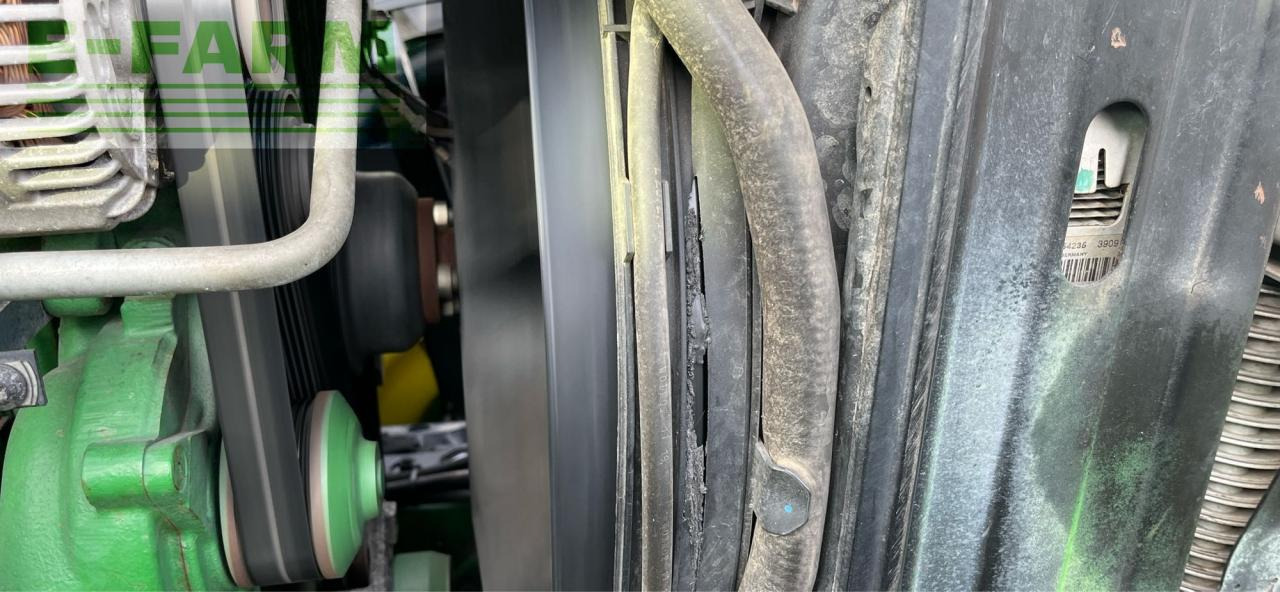 John Deere 6155 R - Tracteur agricole: photos 1 John Deere 6155 R - Tracteur agricole: photos 1