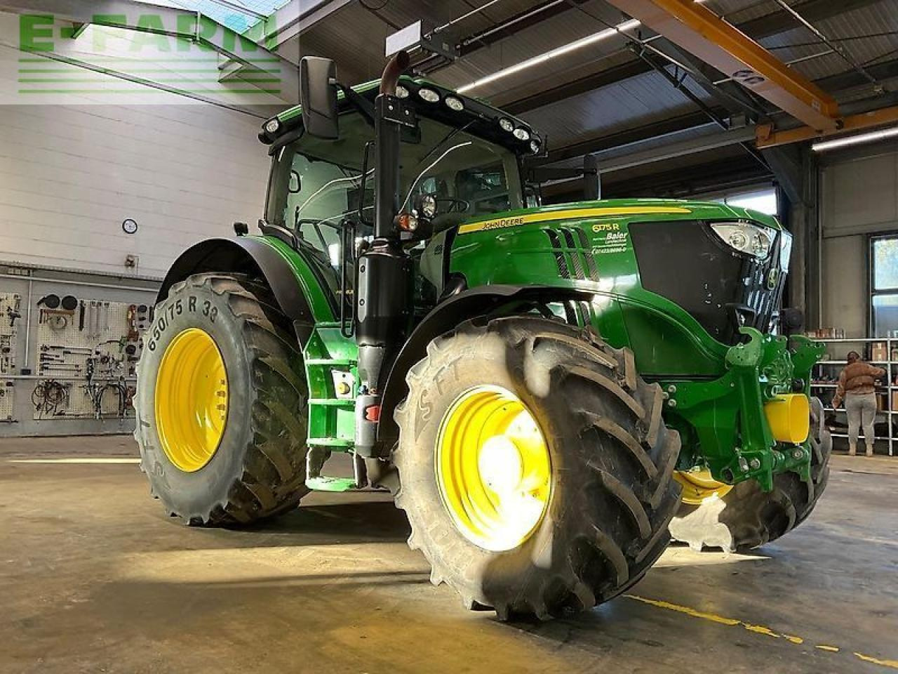 John Deere 6175 r - Tracteur agricole: photos 2 John Deere 6175 r - Tracteur agricole: photos 2