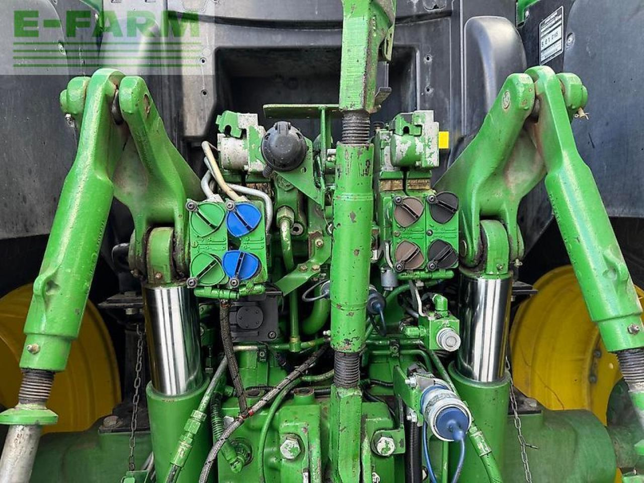 John Deere 6210 - Tracteur agricole: photos 3 John Deere 6210 - Tracteur agricole: photos 3