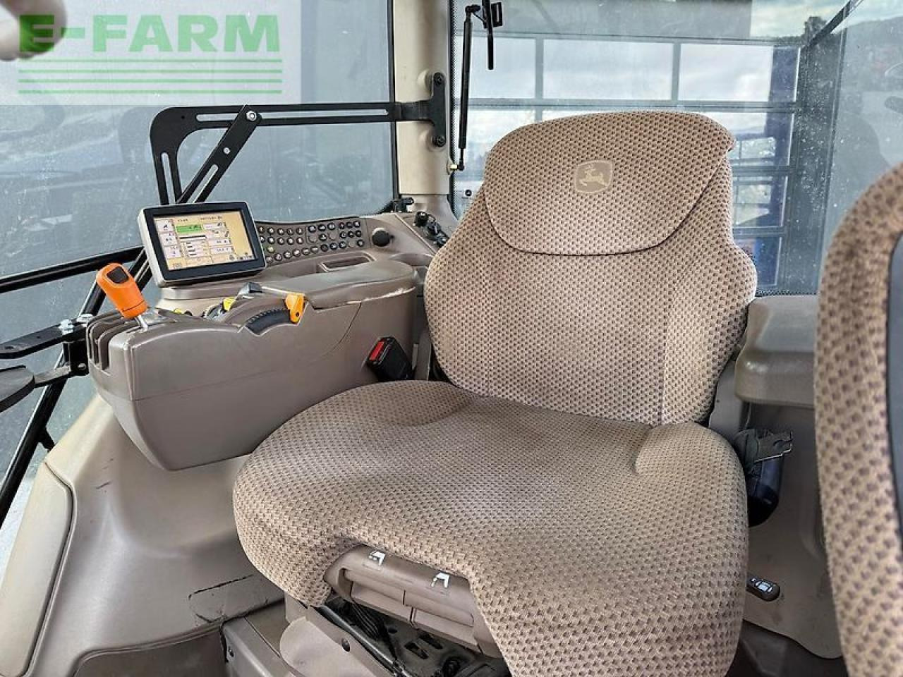 John Deere 6210 - Tracteur agricole: photos 5 John Deere 6210 - Tracteur agricole: photos 5