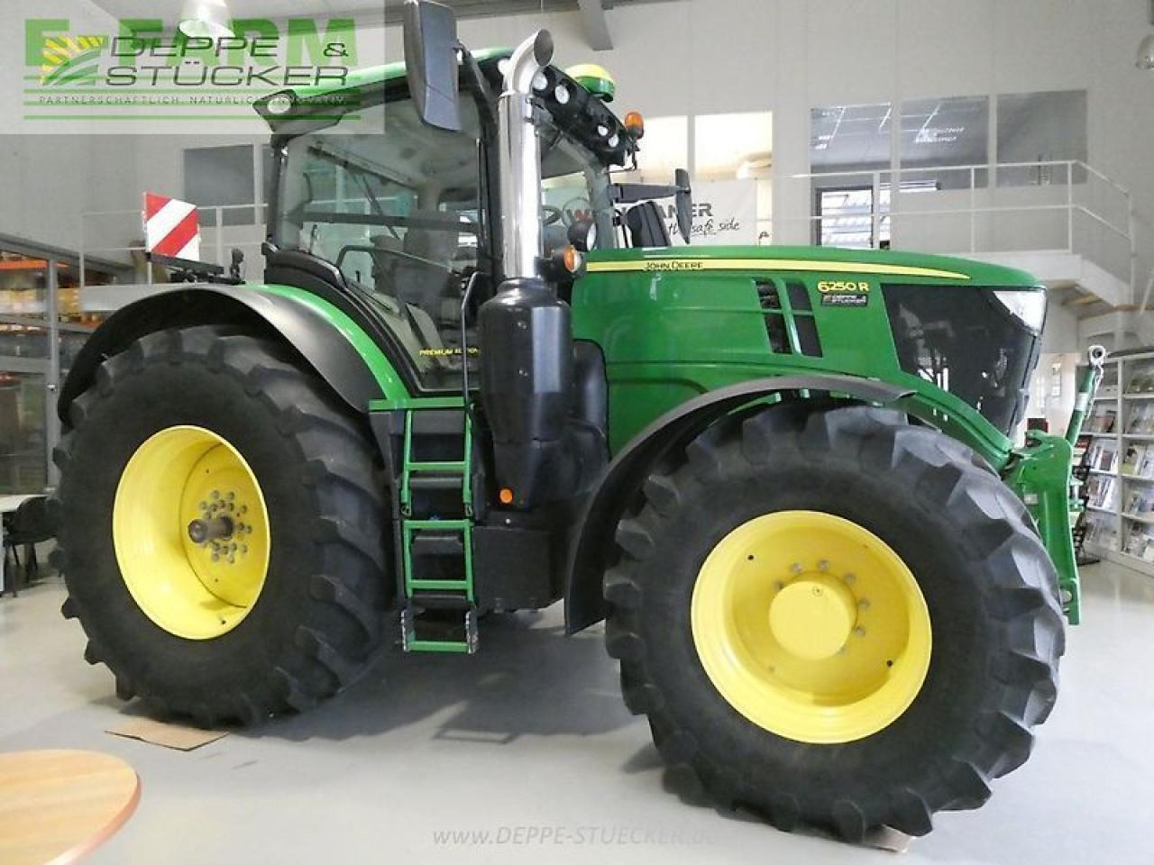 John Deere 6250r - Tracteur agricole: photos 4 John Deere 6250r - Tracteur agricole: photos 4