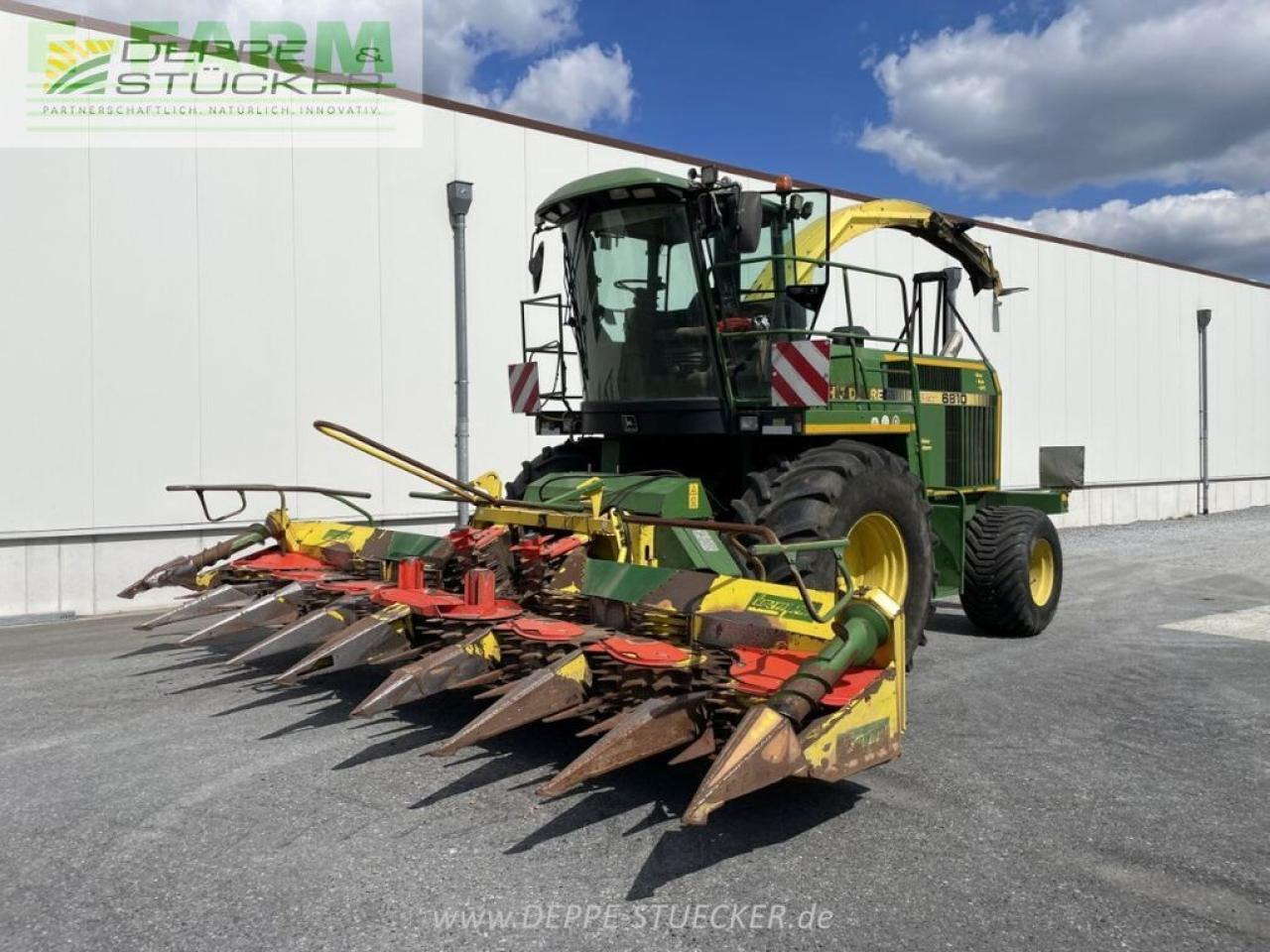John Deere 6810 mit gebiss - Ensileuse: photos 1 John Deere 6810 mit gebiss - Ensileuse: photos 1