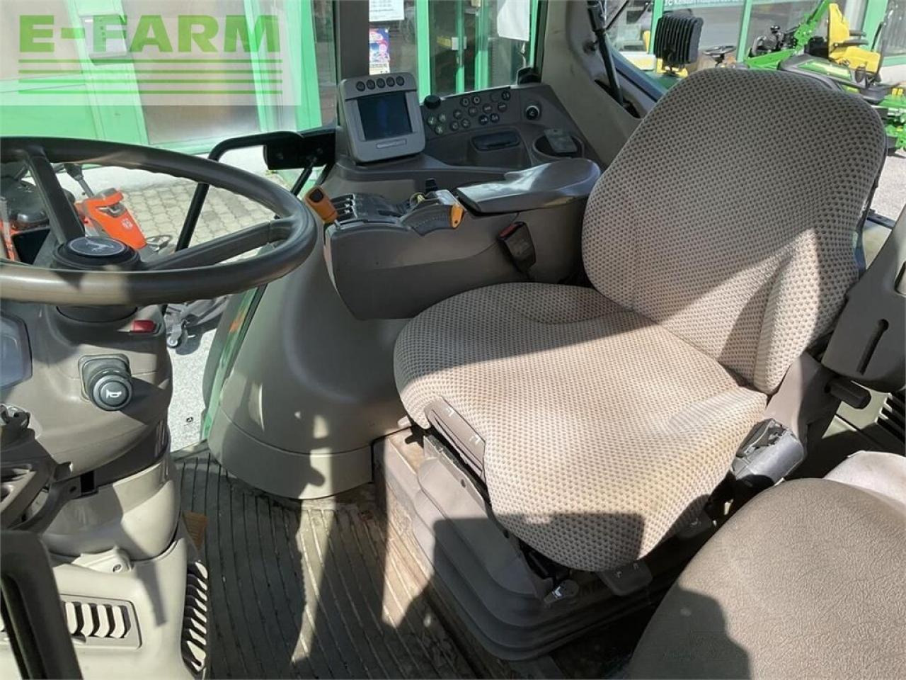 John Deere 6830 - Tracteur agricole: photos 5 John Deere 6830 - Tracteur agricole: photos 5